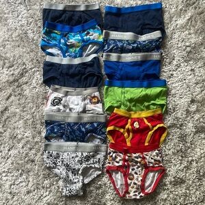 boys' briefs underwear 12 pair medium M 8